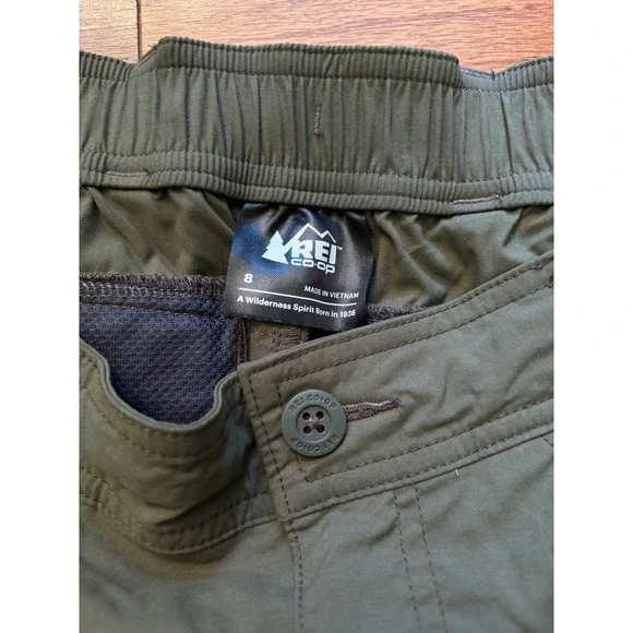 REI Forest Green Convertible Hiking Pants Size 8 - Picture 7 of 14